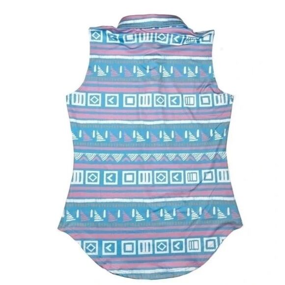 Full Wedge Golf Top - Picture 3 of 4